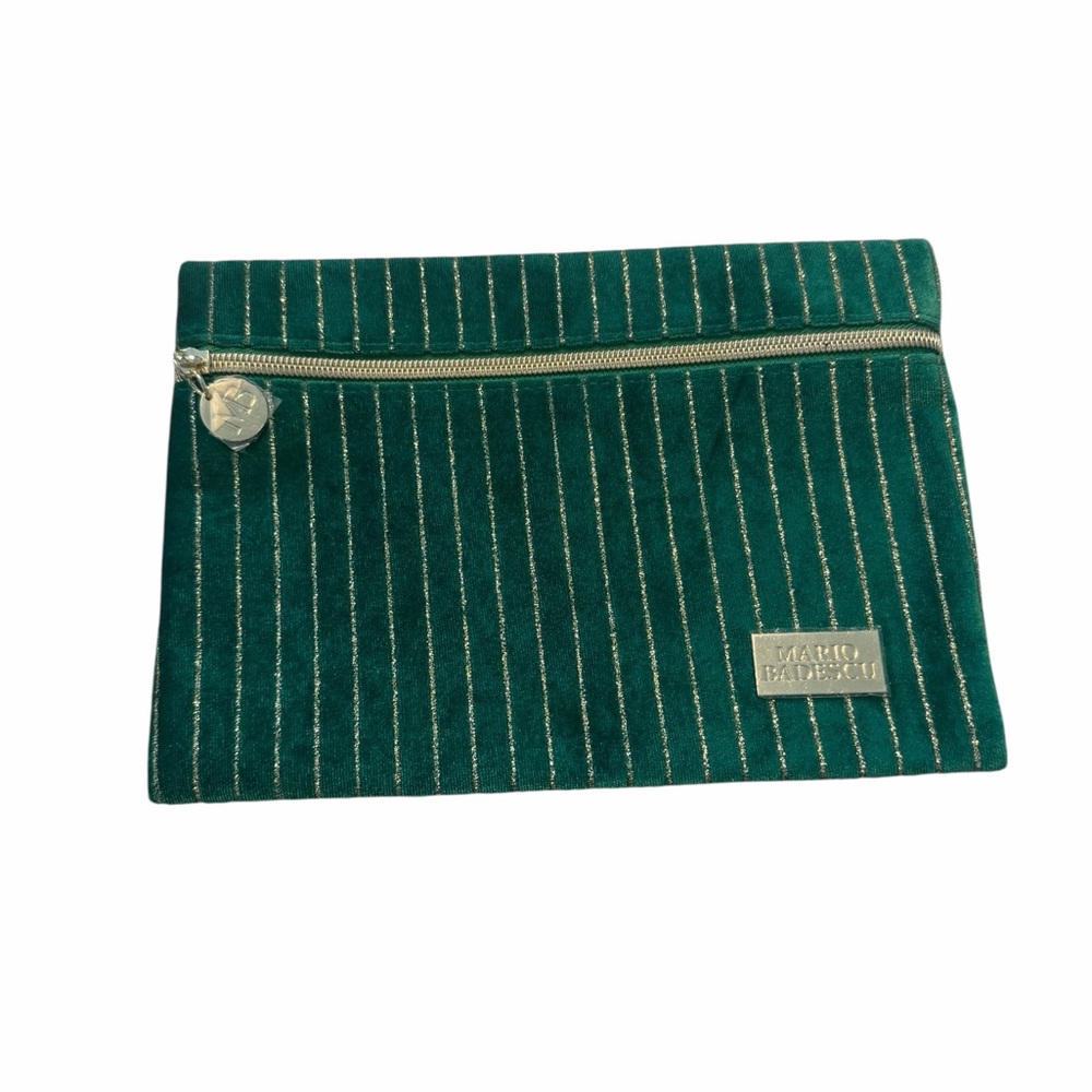 Mario Badescu Green Striped Cosmetic Bag
IT0144